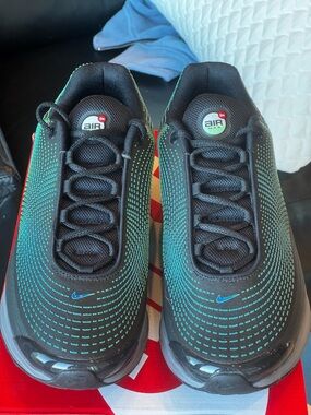 Nike Air Max Men’s Black/Teal Running Shoes